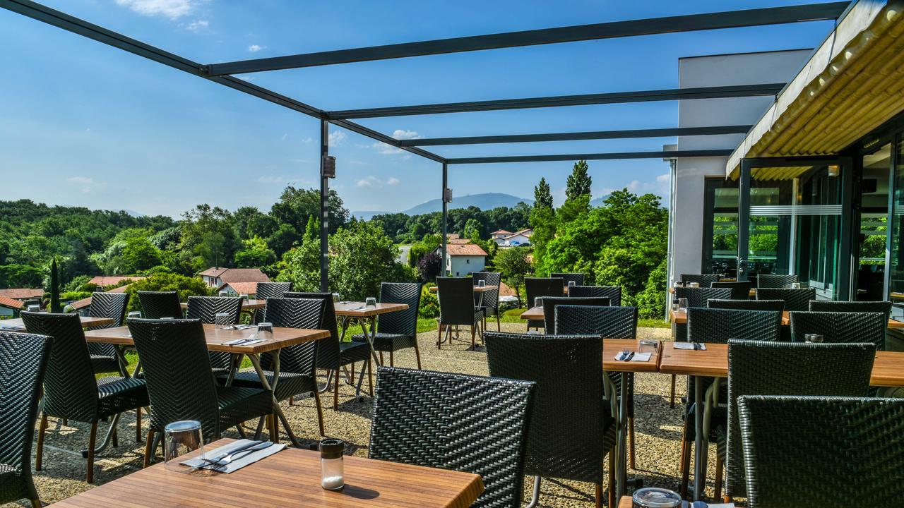 Hotel Restaurant Aldaburua Larressore Zewnętrze zdjęcie